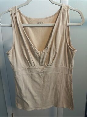 LOFT Cream Sleeveless V-Neck Tank Top